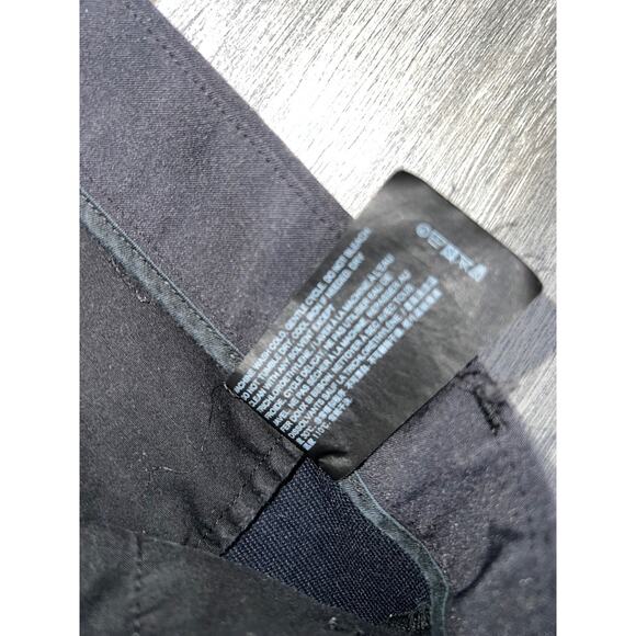 Theory Men's Eclipse Navy Zaine Soft Sateen Shorts sz 40 A004129 - Picture 8 of 11